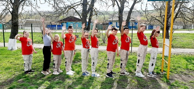 Учащиеся 1- 11 классов с большим удовольствием, со спортивным азартом состязались в общешкольной военно- спортивной игре &amp;quot;Русский характер!&amp;quot;.